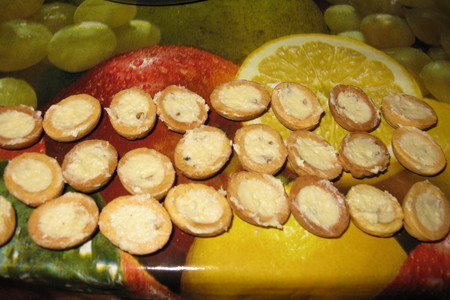 Печенье " орешки " с заварным кремом: шаг 8