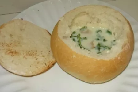 Затрак в домике (булочка с сюрпризом): шаг 1