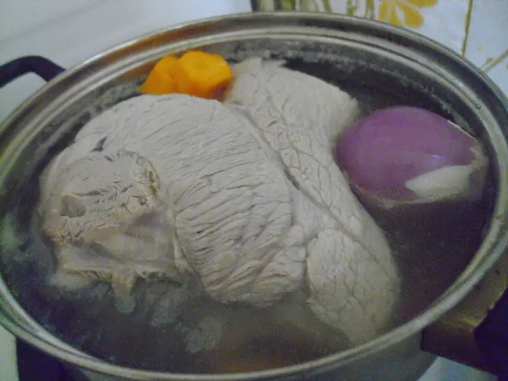 Отварное мясо с овощами: шаг 2