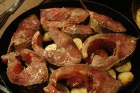 Сазан запеченный с овощами: шаг 5