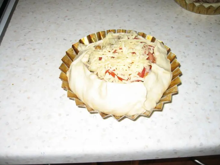 Домашняя мясная пицца: шаг 7
