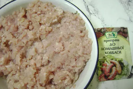 Куриные  колбаски: шаг 1
