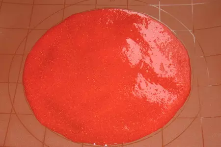 Безейный тортик с клубникой. укутанный снегами и туманами.: шаг 5