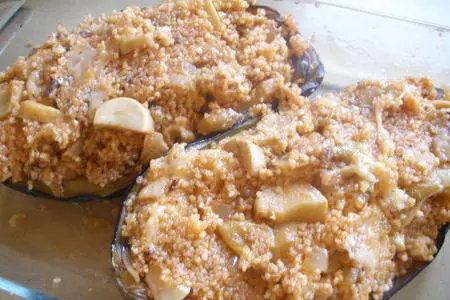 Баклажаны, фаршированные кускусом и сыром: шаг 3
