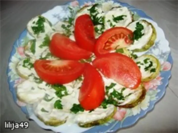 Кабачки под майонезом: шаг 4