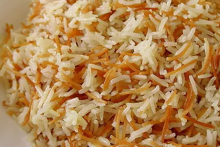 Куса ма лабан шороба(фаршированные кабачки в иогуртовом соусе): шаг 2