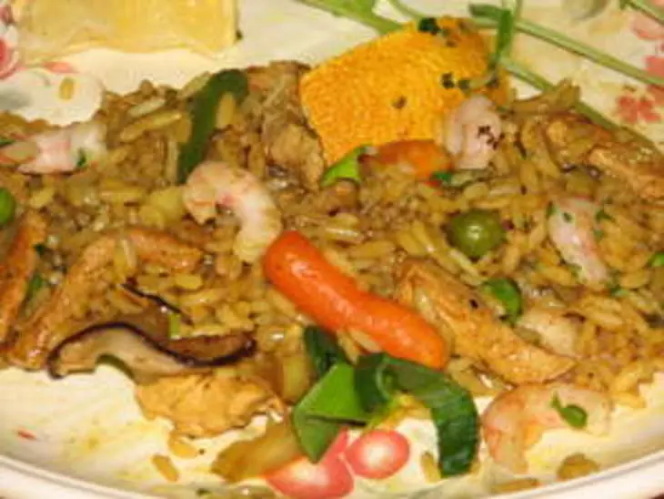 Паелла мясная c креветками: шаг 2