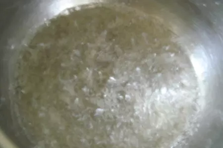 Торт "птичье молоко" на медовом бисквите: шаг 4