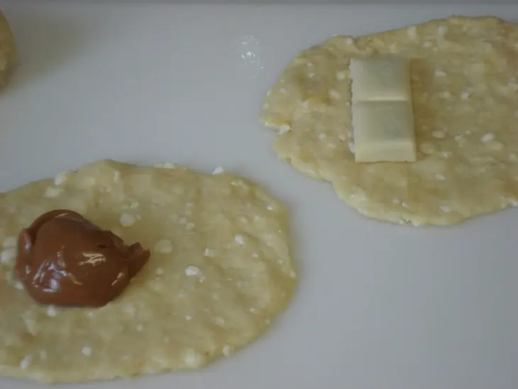 Творожные кармашки с начинкой: шаг 5