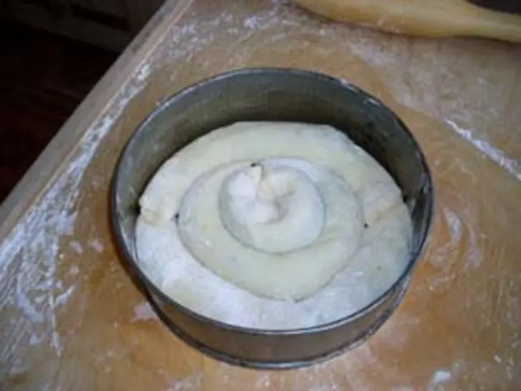 Пирог с маком и изюмом: шаг 5