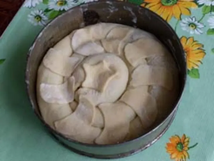 Пирог с маком и изюмом: шаг 6