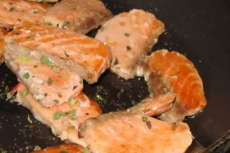 Рыба в горшочке с овощами: шаг 1