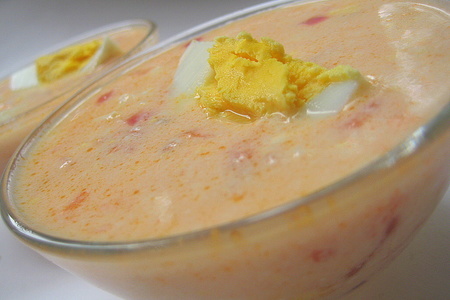 Холодный суп с мацони и томатами.: шаг 1