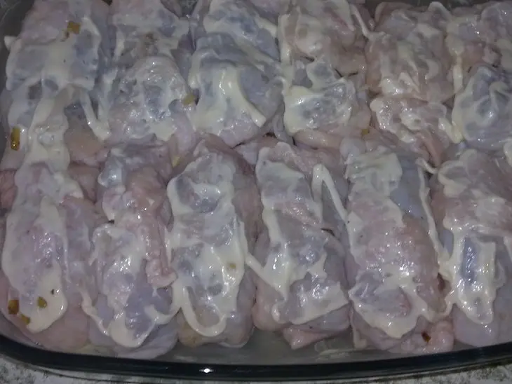 Куриные шкурочки с начинкой: шаг 3