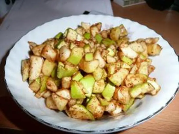 Слоеные узелки с яблоком: шаг 1