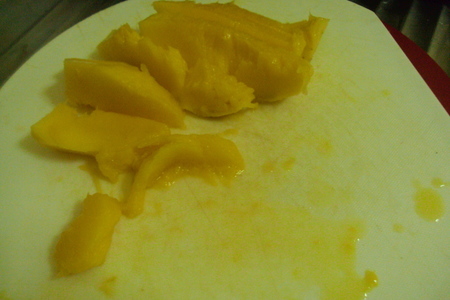 Салат с рукколой, манго и кедровыми орешками: шаг 3