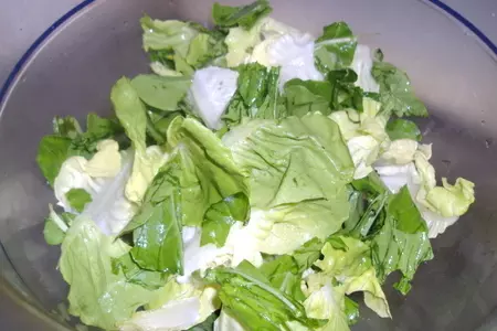 Салат с рукколой, манго и кедровыми орешками: шаг 5