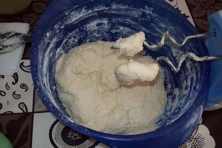 Галушки с ягодным соусом: шаг 1
