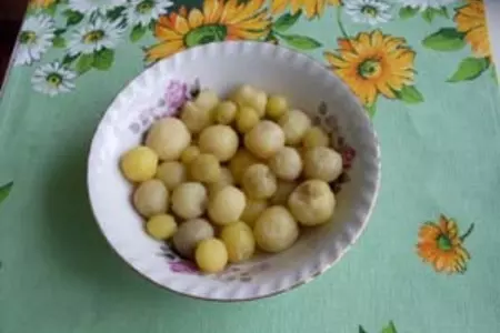 Курочка с молодым картофелем: шаг 3