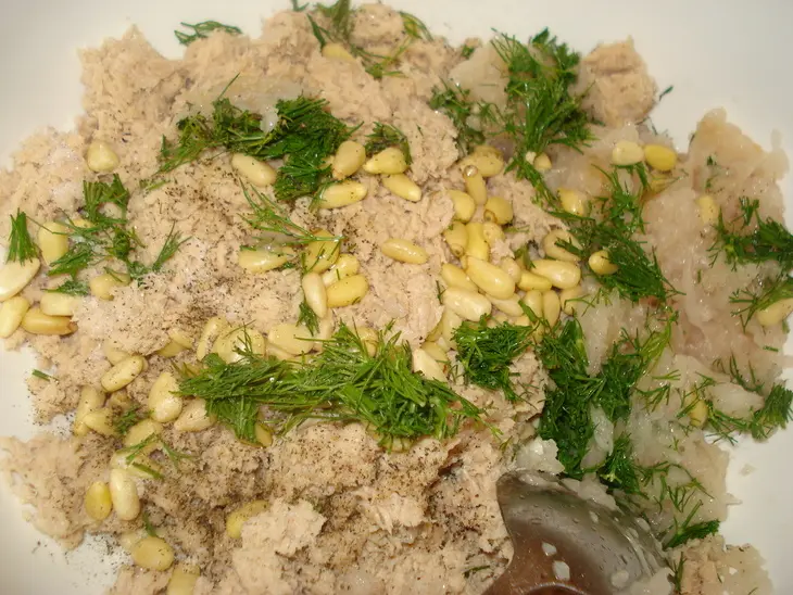 Блинчики с мясной начинкой: шаг 1