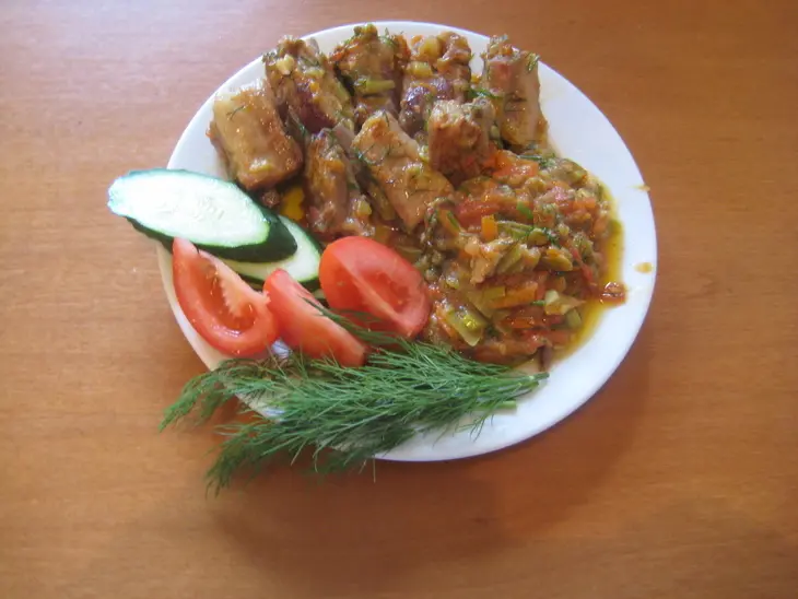 Свиные рёбрышки с кабачком.: шаг 6