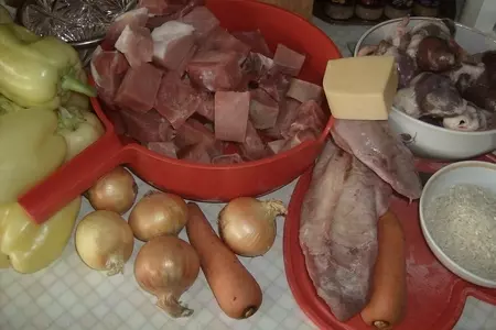 Перчики, фаршированные мясным ассорти: шаг 1
