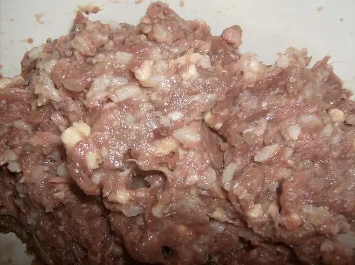 Перчики, фаршированные мясным ассорти: шаг 3