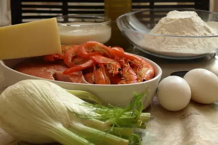 Киш с форелью, креветками и фенхелем: шаг 1