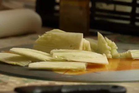 Киш с форелью, креветками и фенхелем: шаг 6
