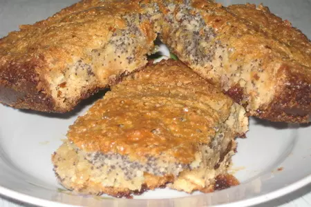 Скорый пирог со сгущенкой и маком: шаг 7