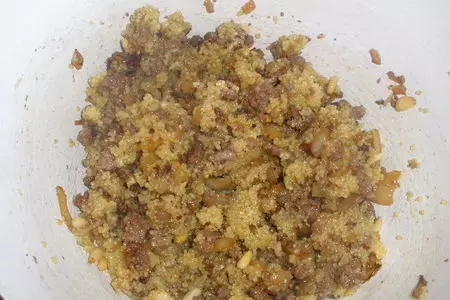 Свекла, фаршированная кускусом, мясом и кедровыми орехами: шаг 3