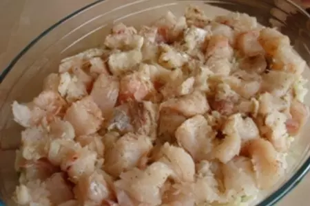 Запеканка с рыбой, кальмарами , овощами и рисом: шаг 4