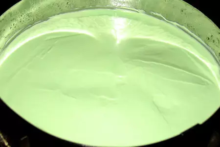 Торт в пастельных тонах,со вкусом лимона и тархуна: шаг 3