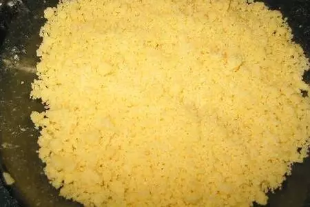 Фруктовый пирог с посыпкой: шаг 2