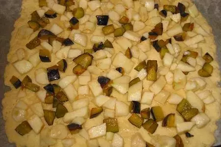 Фруктовый пирог с посыпкой: шаг 4