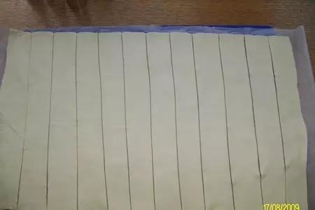 Слоёные трубочки с кремом: шаг 3
