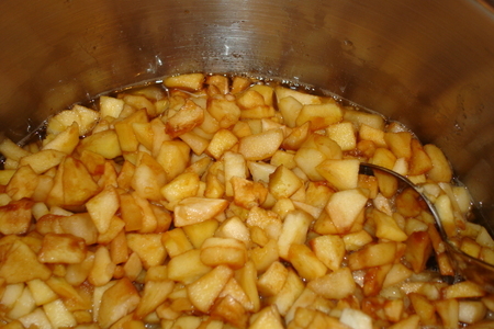 Заготовка из яблок для пирога: шаг 1