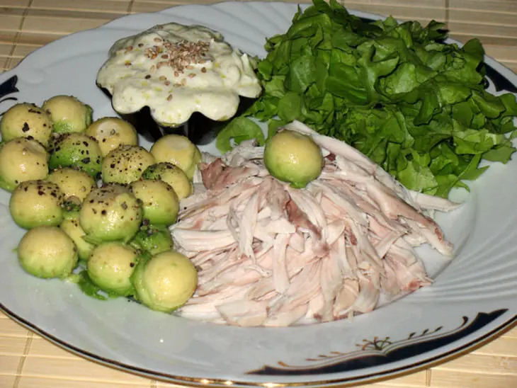 Курица с авокадо и соусом с хреном (pollo con avocado e salsa al rafano): шаг 1