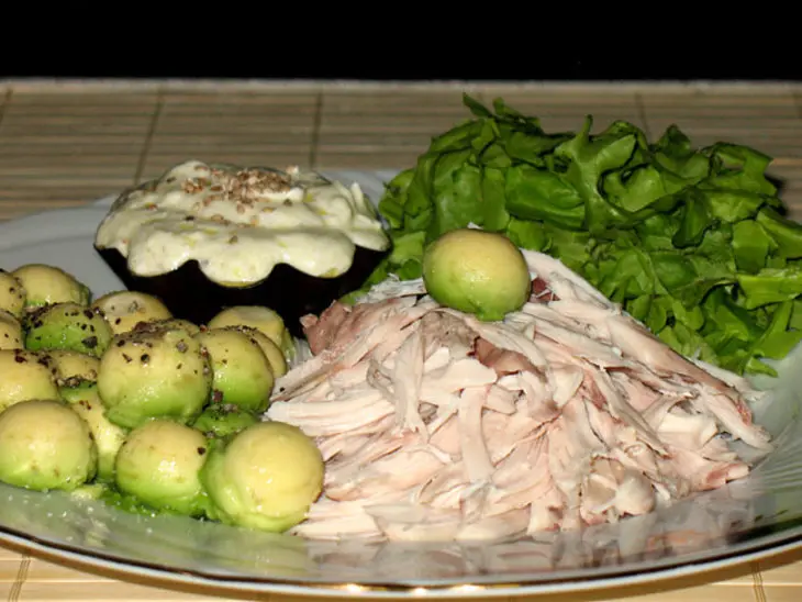 Курица с авокадо и соусом с хреном (pollo con avocado e salsa al rafano): шаг 2