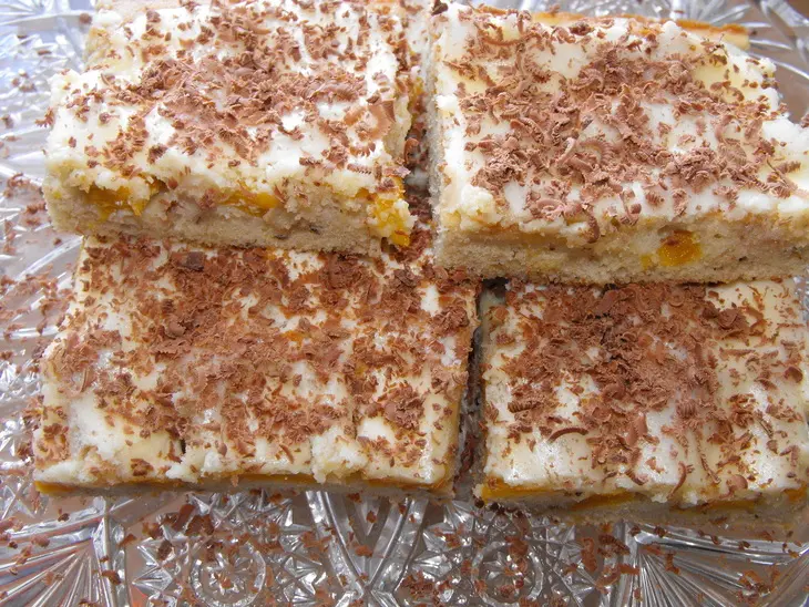 Нежный пирог с персиками.: шаг 8