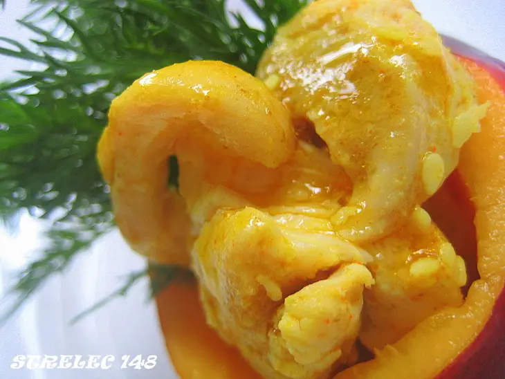 Куриная грудка карри с кунжутом в чаше из нектарина.: шаг 2