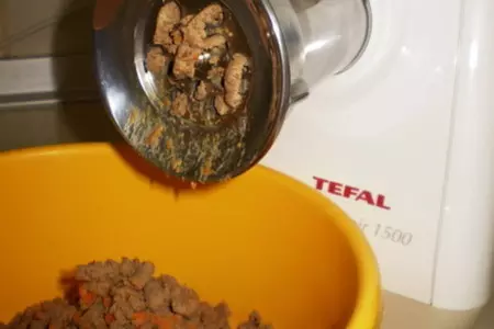 Мясной рулет с печенью: шаг 3