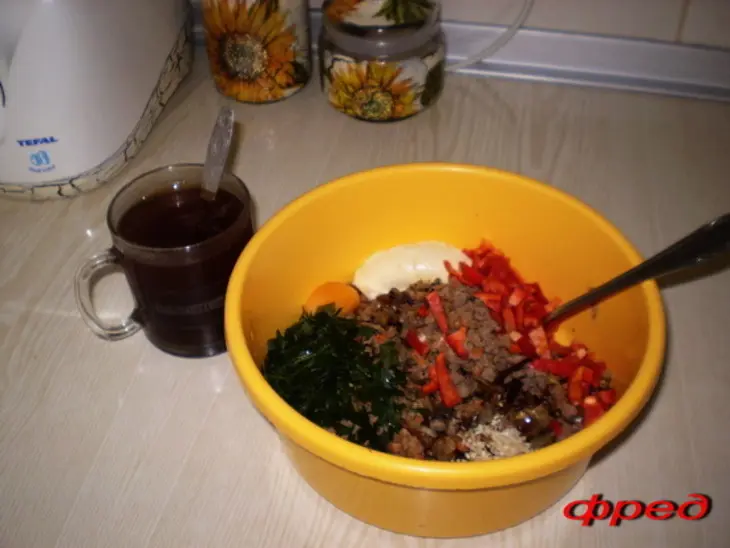 Мясной рулет с печенью: шаг 4