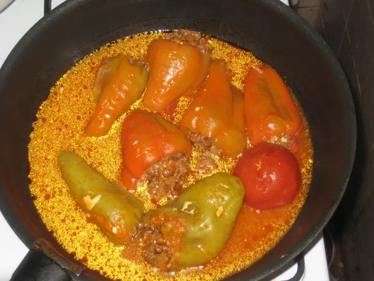 Перец, фаршированный чечевицой с фаршем: шаг 8