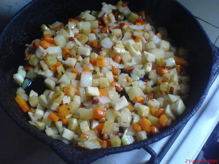 Слоёный пирог с овощами: шаг 1