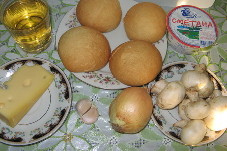 Французский грибной жульен в булочке: шаг 1