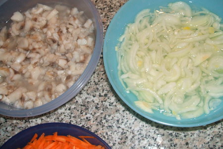 Салат рыбно овощной: шаг 2