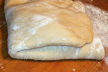 Тесто слоеное пресное: шаг 5