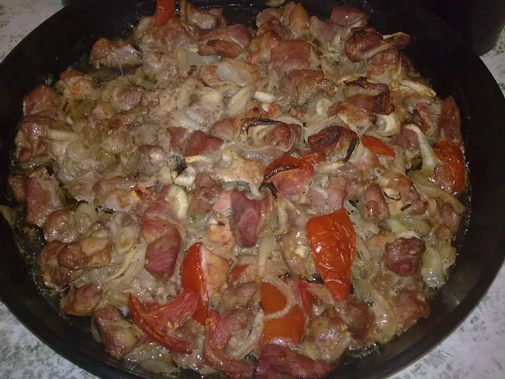 Мяско вкуснейшее без заморочек в духовке(почти шашлык): шаг 2