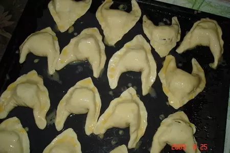 Пирожки с глазированными сырками: шаг 3